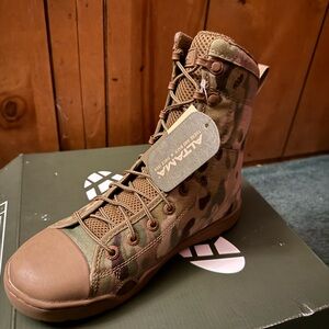 LZMA Women's Camouflage Lace Up Boots